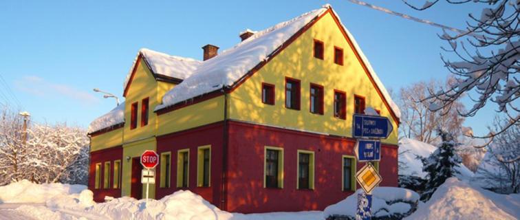 Apartmány Liška Mladé Buky Esterno foto