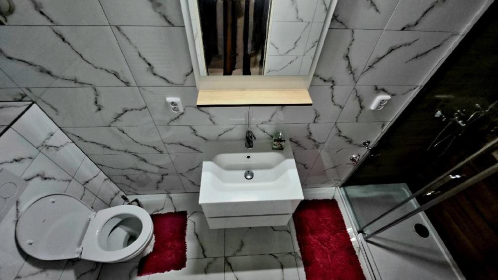 Apartmány Liška Mladé Buky Esterno foto