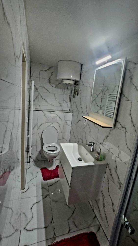 Apartmány Liška Mladé Buky Esterno foto