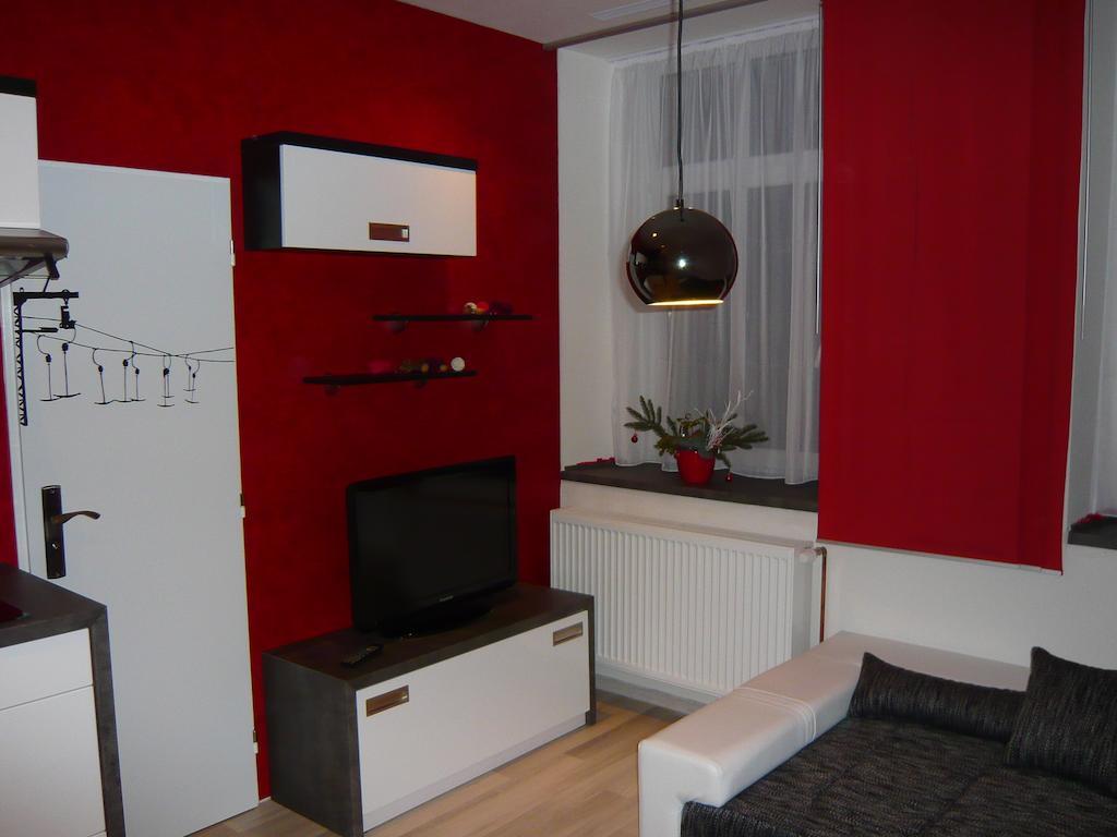 Apartmány Liška Mladé Buky Camera foto