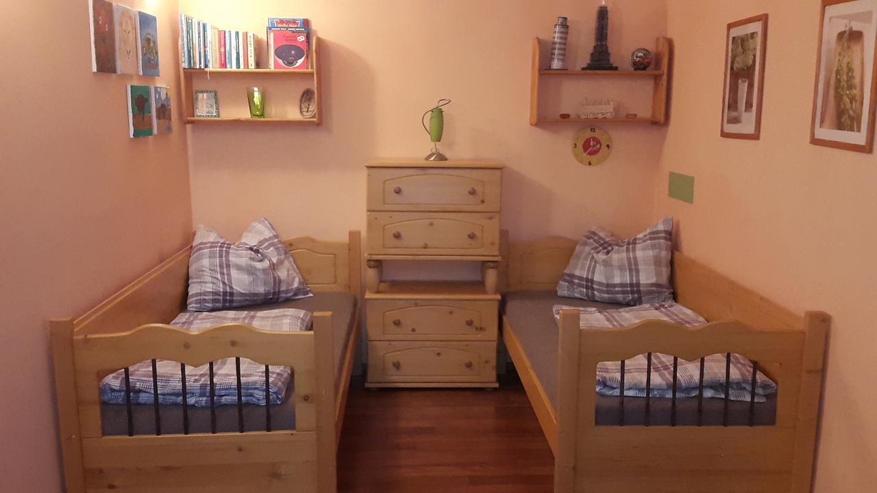 Apartmány Liška Mladé Buky Esterno foto